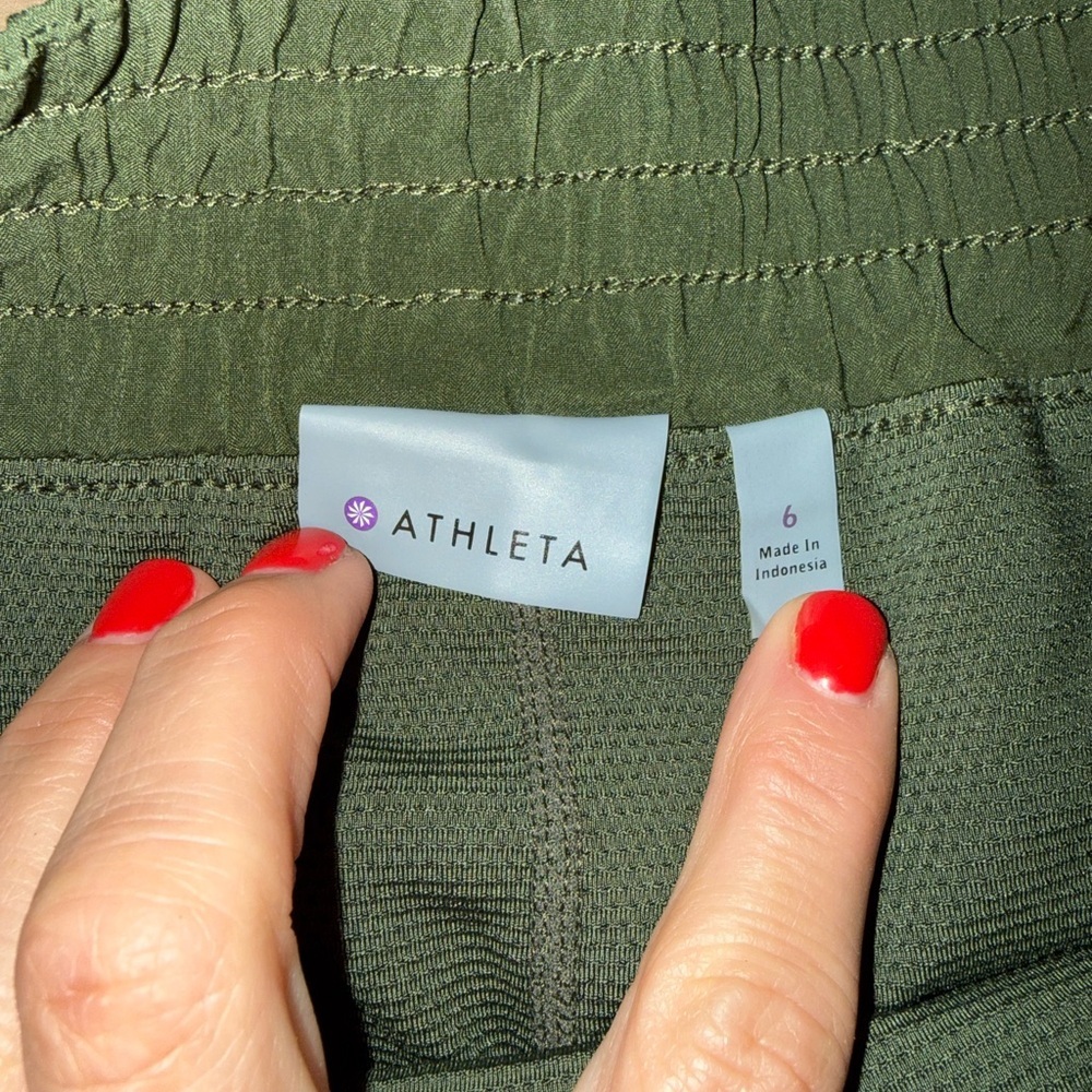 Athleta skort • Women’s size 6 - Picture 2 of 8